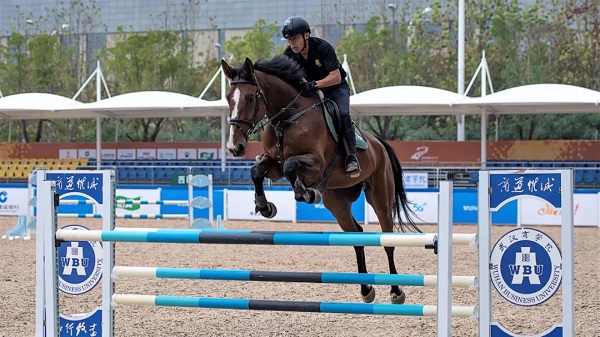 武漢商學(xué)院緊缺技能人才自考本科為高考學(xué)子圓夢(mèng)