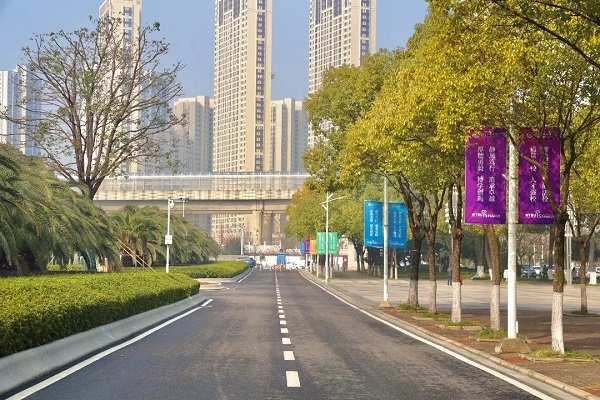 2022武漢工商學(xué)院自考本科助學(xué)班招生彩頁(yè)